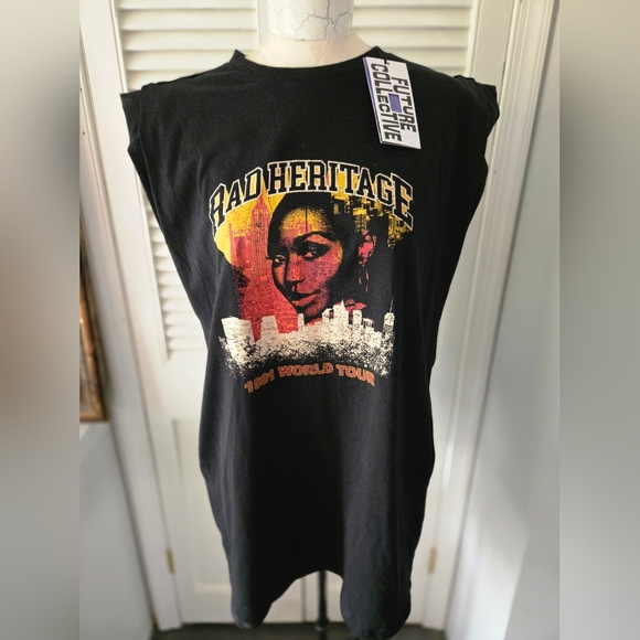 NWT Future Collective Graphic Tee Dress Lace-Up M - Picture 3 of 10